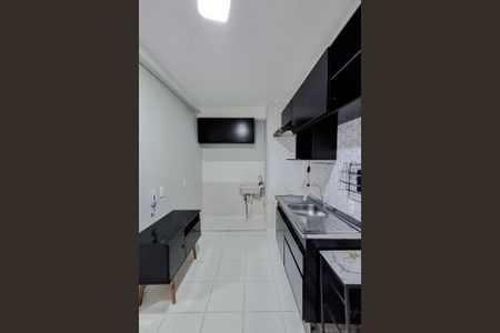 Apartamento para alugar com 35m², 2 quartos e sem vaga Apartamento para alugar com 35m², 2 quartos e sem vagaCozinha e Área de Serviço
