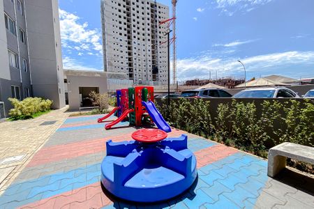 Apartamento para alugar com 35m², 2 quartos e sem vagaÁrea comum - Playground
