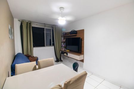 Apartamento para alugar com 66m², 2 quartos e 1 vagaSala