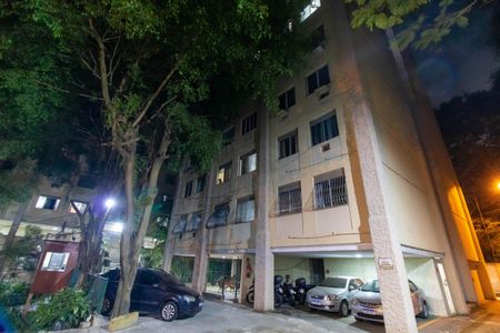 Apartamento para alugar com 66m², 2 quartos e 1 vagaFachada