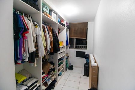 Apartamento para alugar com 66m², 2 quartos e 1 vagaCloset