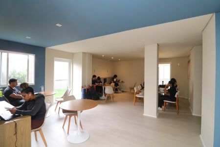 Apartamento para alugar com 38m², 2 quartos e sem vagaÁrea comum - Salão de festas