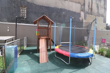 Apartamento para alugar com 38m², 2 quartos e sem vagaÁrea comum - Playground