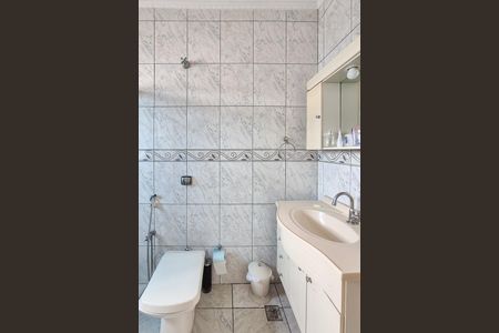 Casa para alugar com 442m², 3 quartos e 2 vagasBanheiro da Suíte