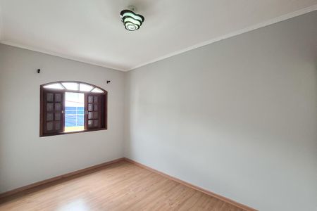 Casa para alugar com 442m², 3 quartos e 2 vagasQuarto 2