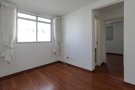 Sala de apartamento para alugar com 2 quartos, 55m² em Loteamento Mogilar, Mogi das Cruzes