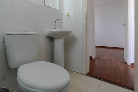 Apartamento para alugar com 55m², 2 quartos e 1 vaga Apartamento para alugar com 55m², 2 quartos e 1 vagaBanheiro