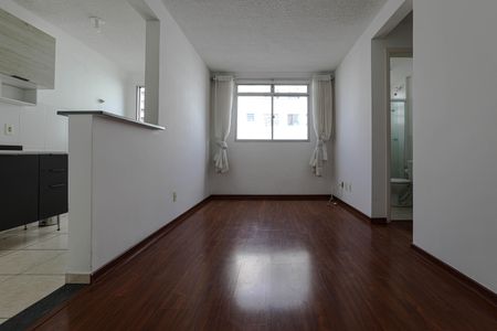 Sala de apartamento para alugar com 2 quartos, 55m² em Loteamento Mogilar, Mogi das Cruzes