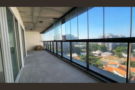 Apartamento à venda com 103m², 3 quartos e 2 vagas Apartamento à venda com 103m², 3 quartos e 2 vagasVaranda