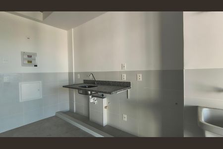 Apartamento à venda com 103m², 3 quartos e 2 vagas Apartamento à venda com 103m², 3 quartos e 2 vagasCozinha e Área de Serviço