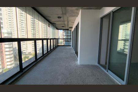 Apartamento à venda com 103m², 3 quartos e 2 vagas Apartamento à venda com 103m², 3 quartos e 2 vagasVaranda