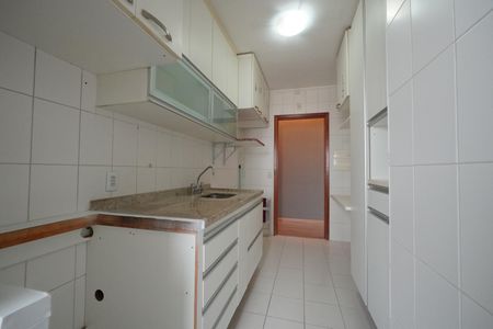 Apartamento à venda com 90m², 3 quartos e 2 vagasCozinha