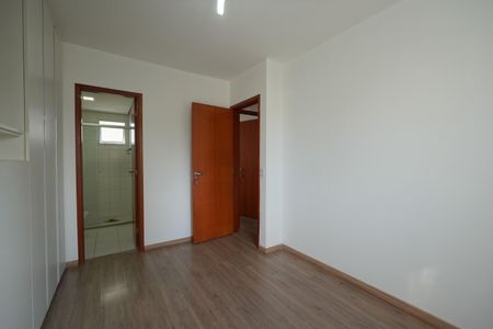 Apartamento à venda com 90m², 3 quartos e 2 vagasSuíte
