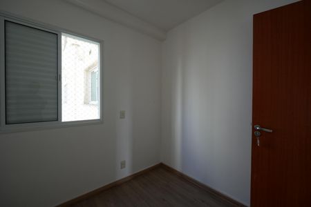 Apartamento à venda com 90m², 3 quartos e 2 vagasQuarto 2