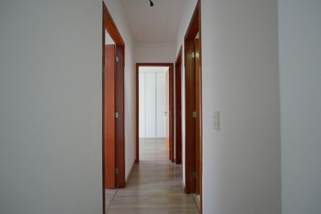 Apartamento à venda com 90m², 3 quartos e 2 vagasCorredor