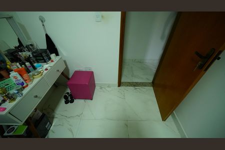 Apartamento à venda com 80m², 3 quartos e 2 vagasQuarto 2
