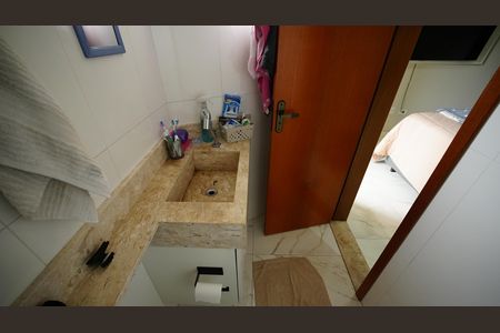 Apartamento à venda com 80m², 3 quartos e 2 vagasBanheiro da Suíte