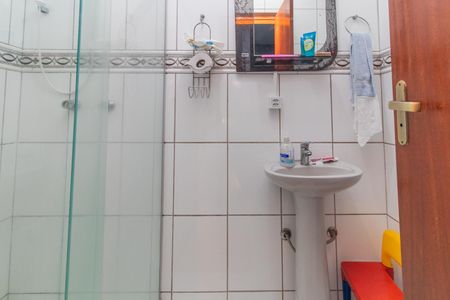 Casa de condomínio à venda com 164m², 4 quartos e 2 vagasBanheiro Social
