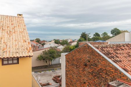 Casa de condomínio à venda com 164m², 4 quartos e 2 vagasVaranda