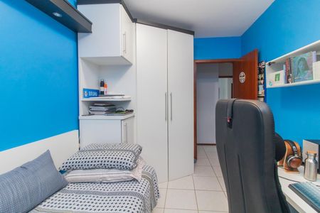 Casa de condomínio à venda com 164m², 4 quartos e 2 vagasQuarto 3