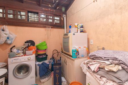 Casa de condomínio à venda com 164m², 4 quartos e 2 vagasCozinha e Área de Serviço
