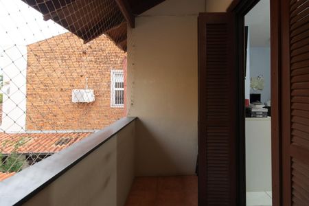 Casa de condomínio à venda com 164m², 4 quartos e 2 vagasVaranda do Quarto 1