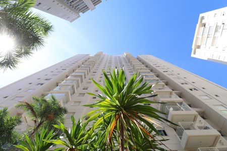 Apartamento à venda com 77m², 3 quartos e 2 vagasFachada 