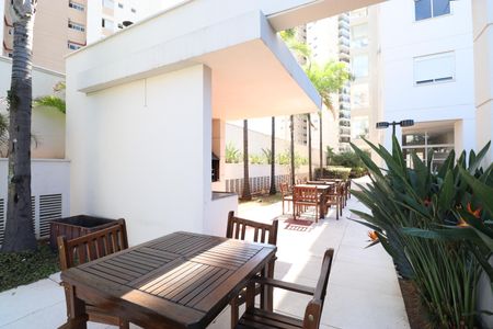 Apartamento à venda com 77m², 3 quartos e 2 vagasChurrasqueira 