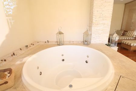 Apartamento à venda com 77m², 3 quartos e 2 vagasSpa