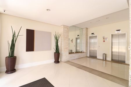 Apartamento à venda com 77m², 3 quartos e 2 vagasHall de entrada 