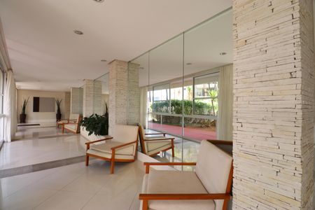 Apartamento à venda com 77m², 3 quartos e 2 vagasHall de entrada 
