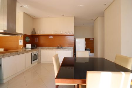 Apartamento à venda com 77m², 3 quartos e 2 vagasSalão de festas 