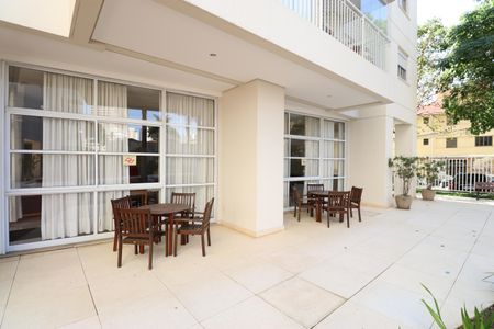 Apartamento à venda com 77m², 3 quartos e 2 vagasÁrea comum 