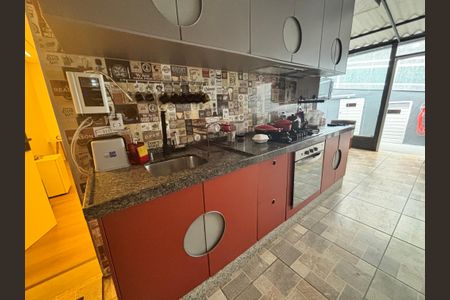 Cozinha de casa para alugar com 1 quarto, 64m² em Vila Doutor Eiras, São Paulo