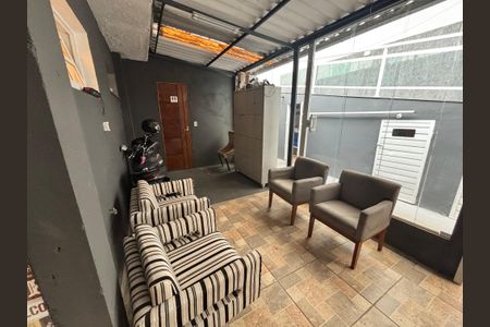 Sala de casa para alugar com 1 quarto, 64m² em Vila Doutor Eiras, São Paulo