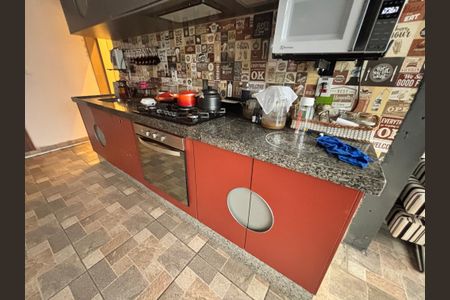 Cozinha de casa para alugar com 1 quarto, 64m² em Vila Doutor Eiras, São Paulo