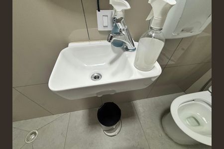 Casa para alugar com 64m², 1 quarto e sem vagaBanheiro 1