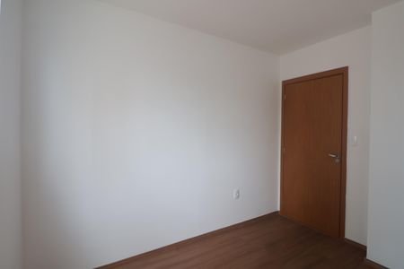 Quarto 2 de apartamento para alugar com 2 quartos, 35m² em Fátima, Canoas