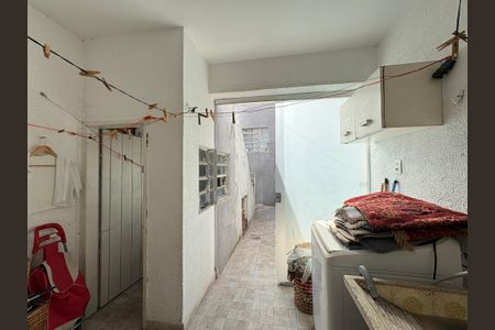 Casa à venda com 110m², 2 quartos e 1 vagaÁrea de Serviço