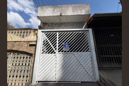 Casa à venda com 110m², 2 quartos e 1 vagaFachada