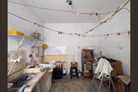 Casa à venda com 110m², 2 quartos e 1 vagaÁrea de Serviço