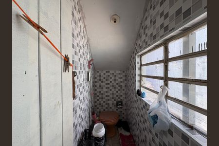 Casa à venda com 110m², 2 quartos e 1 vagaBanheiro de serviço