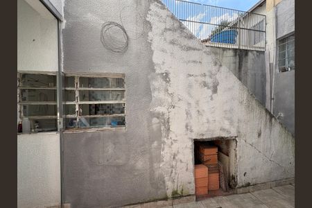Casa à venda com 110m², 2 quartos e 1 vagaQuintal