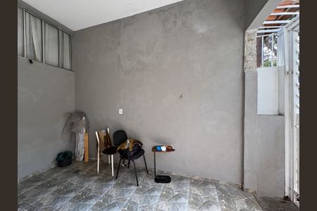 Casa à venda com 110m², 2 quartos e 1 vagaGaragem