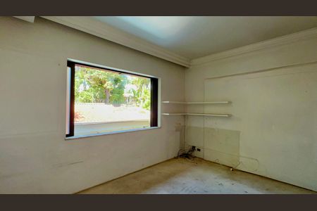 Casa para alugar com 420m², 4 quartos e 3 vagas Casa para alugar com 420m², 4 quartos e 3 vagasSuíte 1