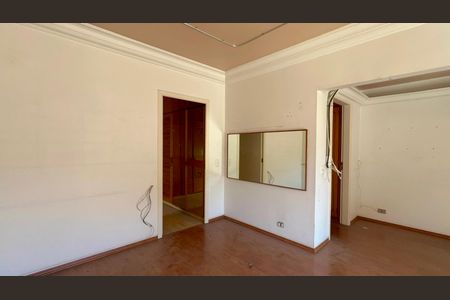 Casa para alugar com 420m², 4 quartos e 3 vagas Casa para alugar com 420m², 4 quartos e 3 vagasSuíte 3