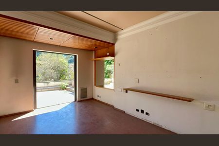 Casa para alugar com 420m², 4 quartos e 3 vagas Casa para alugar com 420m², 4 quartos e 3 vagasSuíte 3