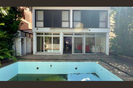 Casa para alugar com 420m², 4 quartos e 3 vagas Casa para alugar com 420m², 4 quartos e 3 vagasPiscina