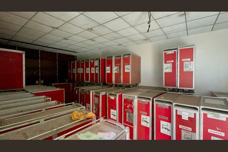 Casa para alugar com 420m², 4 quartos e 3 vagas Casa para alugar com 420m², 4 quartos e 3 vagasEdícula