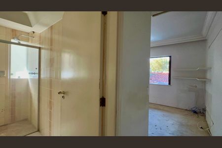 Casa para alugar com 420m², 4 quartos e 3 vagas Casa para alugar com 420m², 4 quartos e 3 vagasSuíte 1